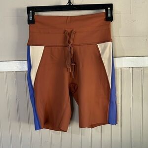 Offline By Aerie Biker Shorts size‎ M
